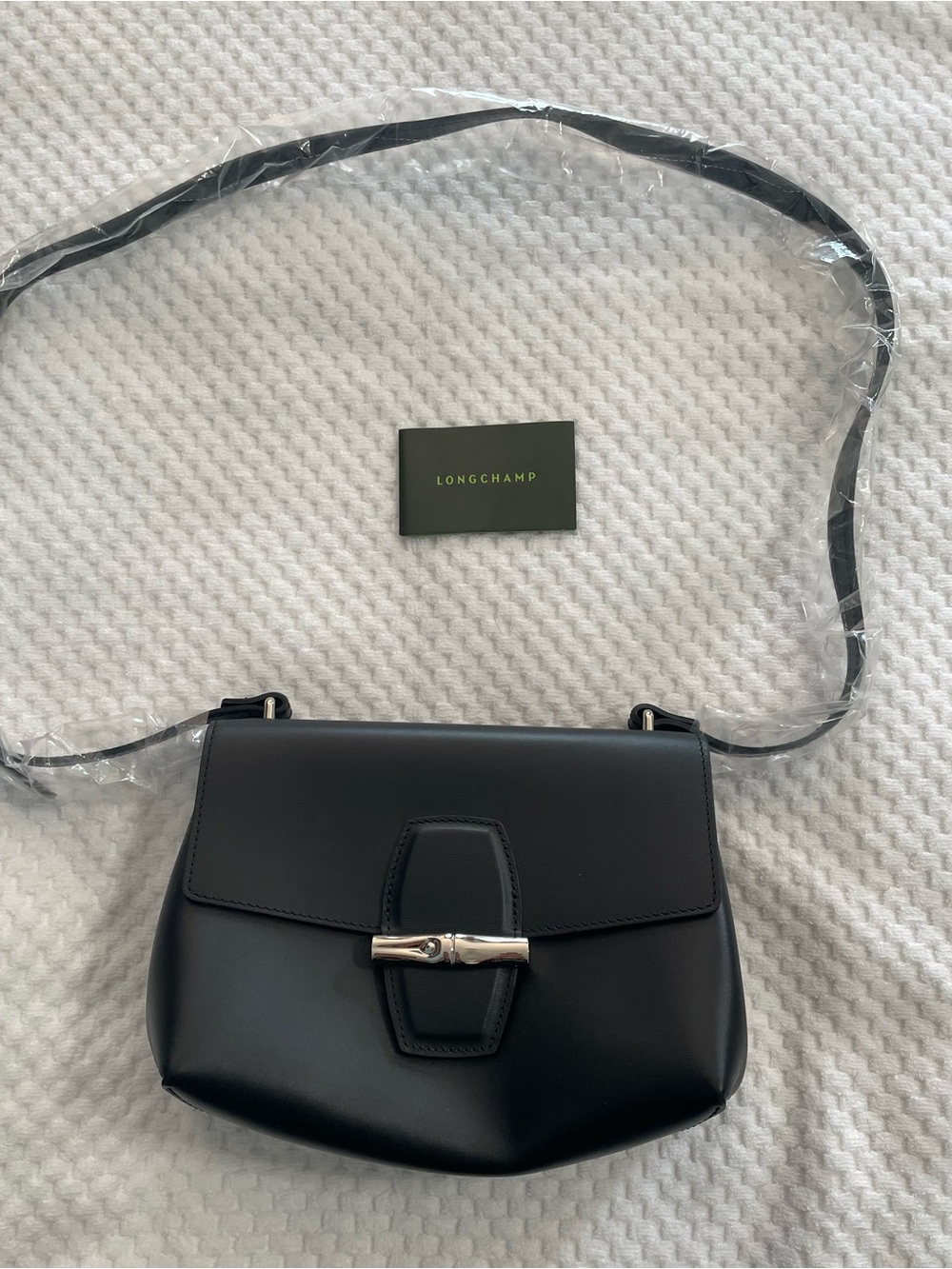 Longchamp Black Leather Crossbody Bag - Sleek Everyday Style